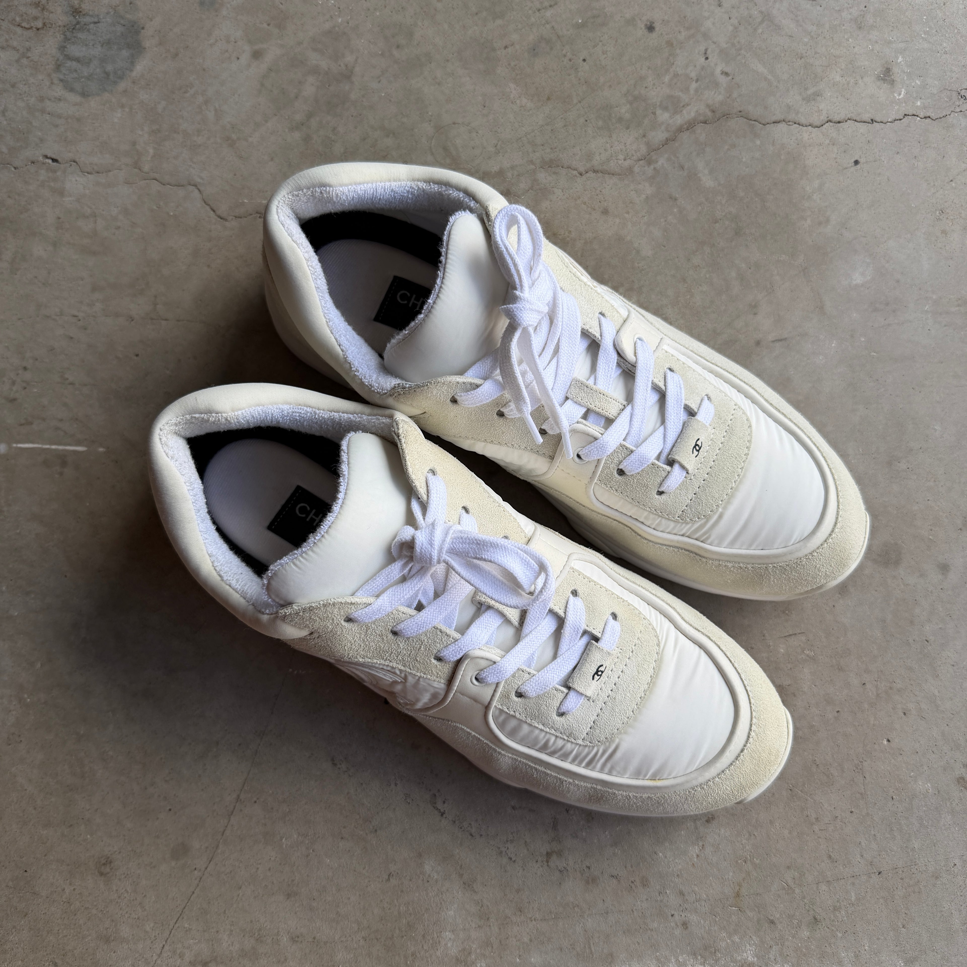 Chanel White Runners 45/12