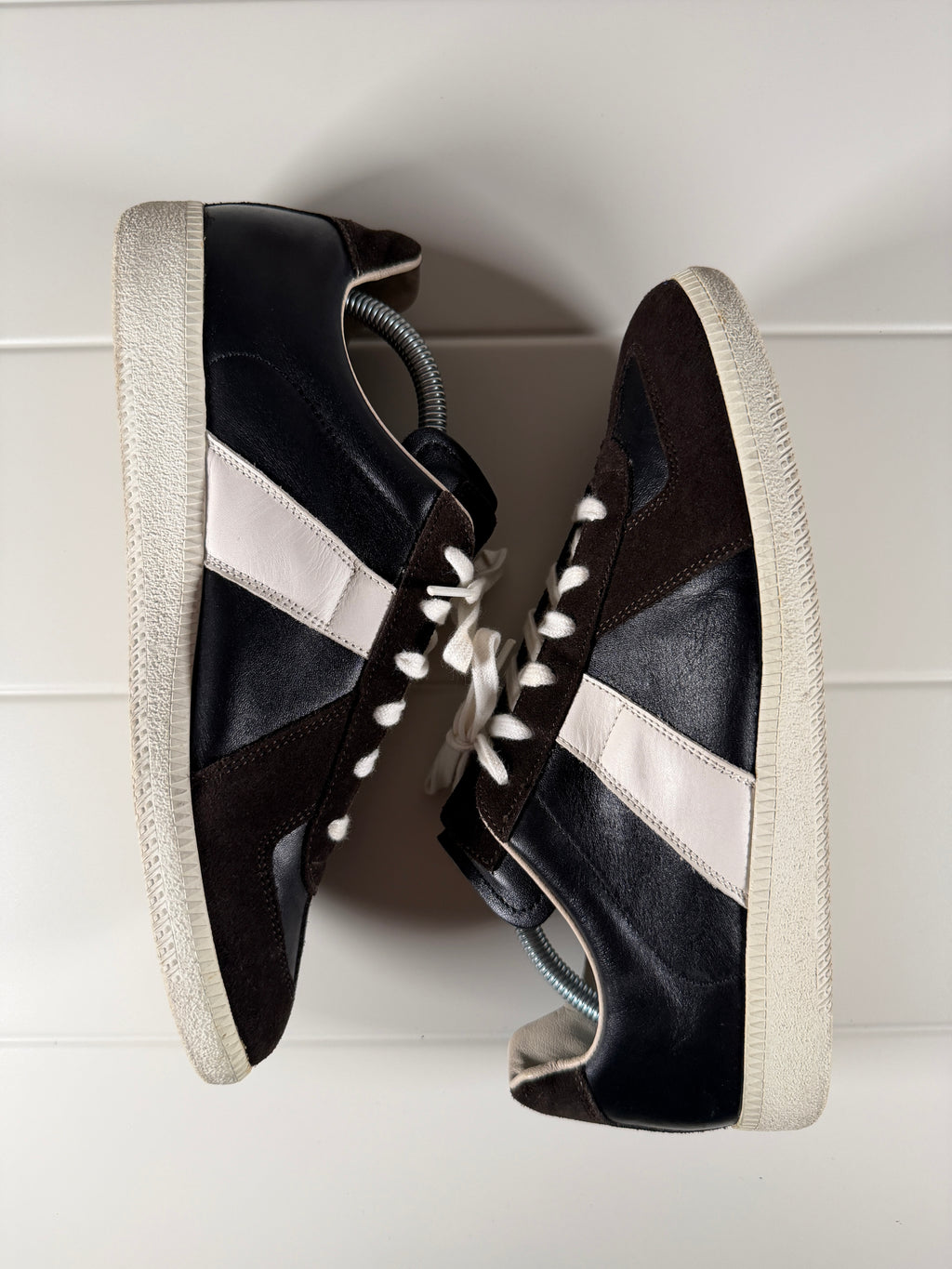 Maison Margiela Black White Gats 42/9