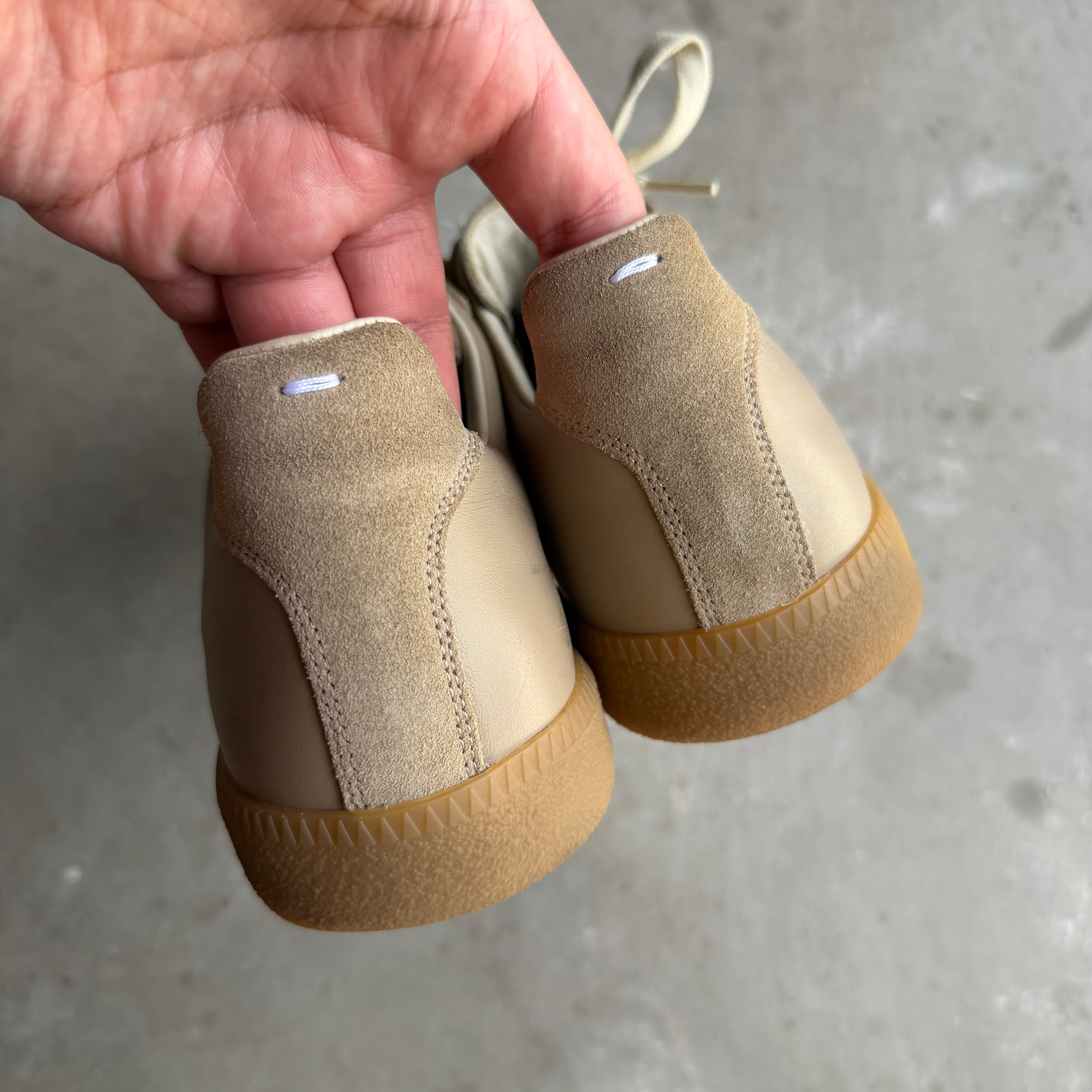 Maison Margiela Beige Gats 42/9