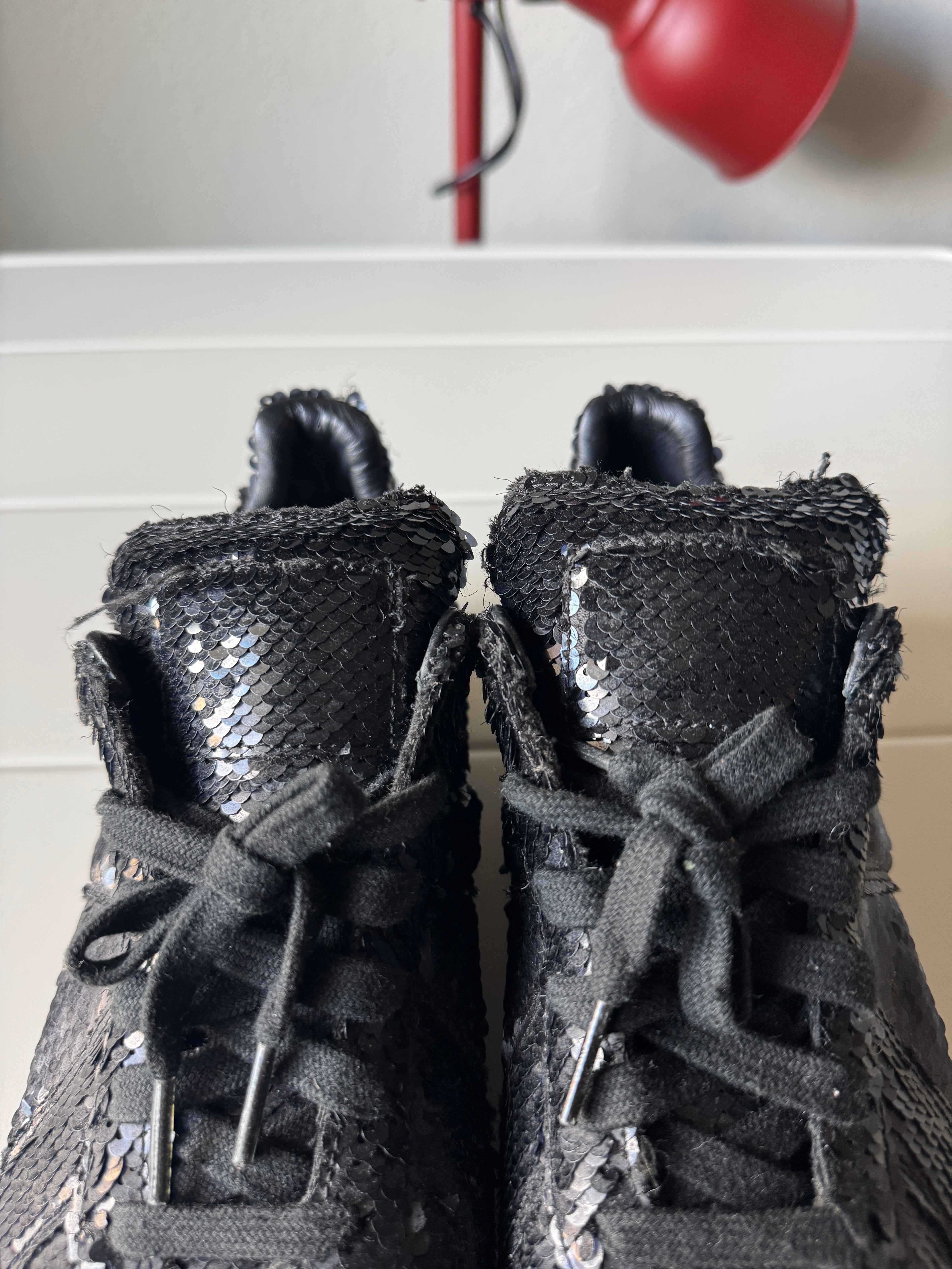 Maison Margiela Black Glitter Gats 41/8
