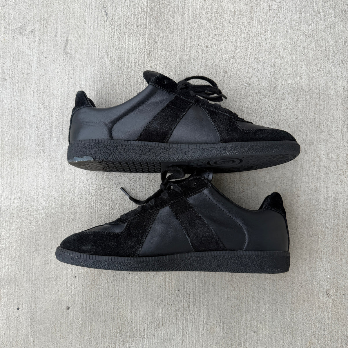 Maison Margiela Triple Black Gats 43/10