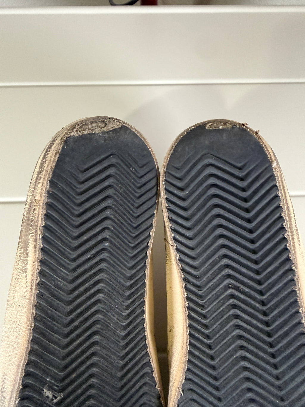 Golden Goose White Superstars 42/9