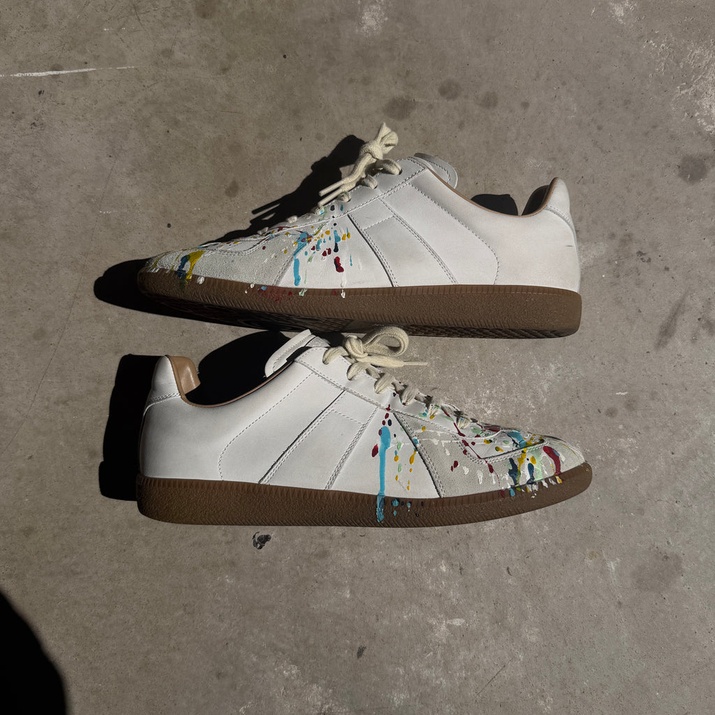 Maison Margiela White Paint Splatter Gats 42/9