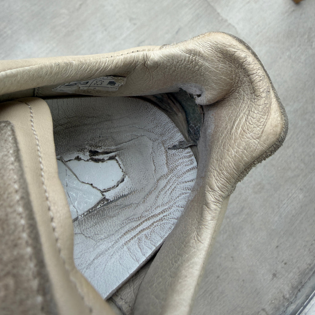 Maison Margiela Beige Gum Gats 42/9