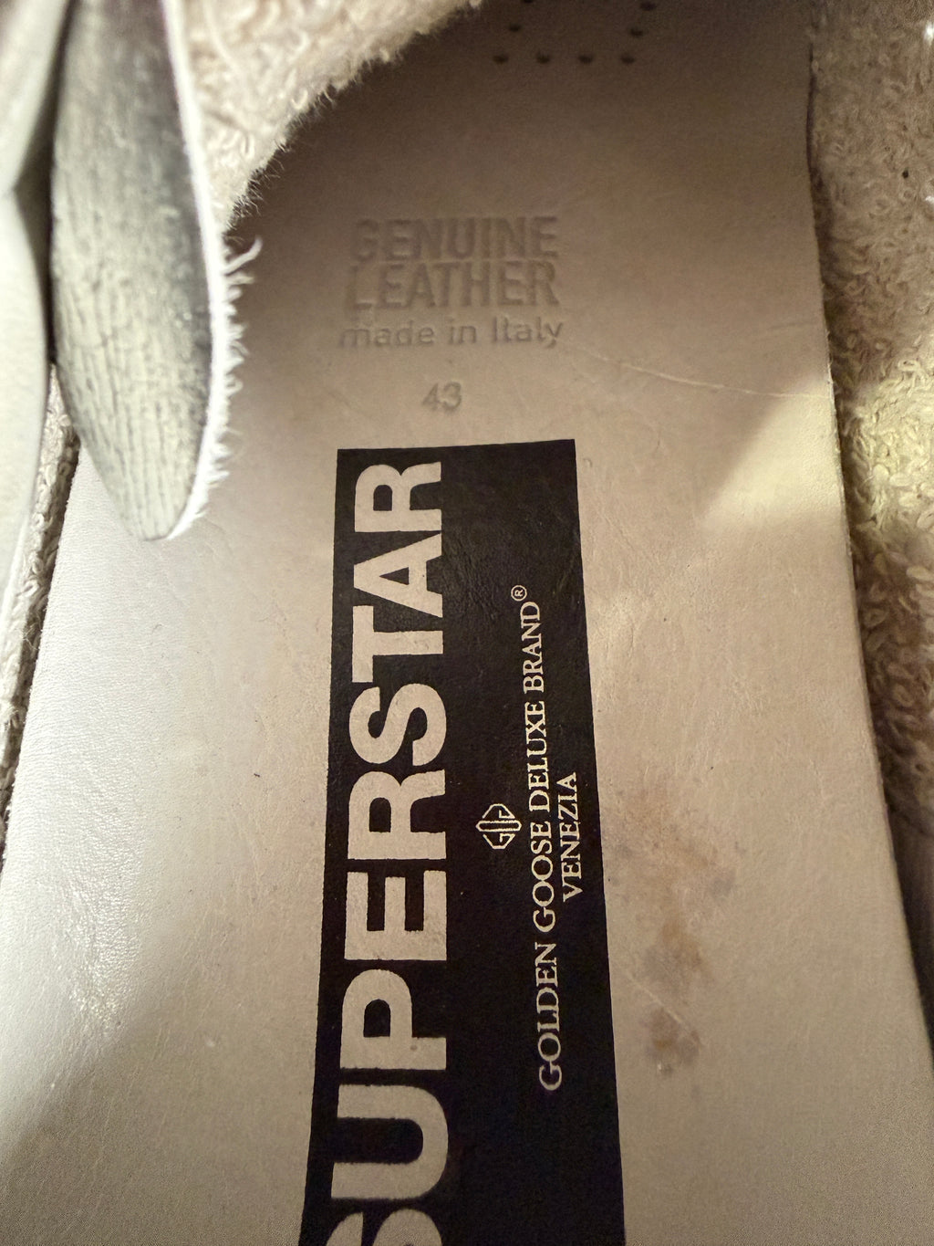 Golden Goose Silver Superstar 43/10