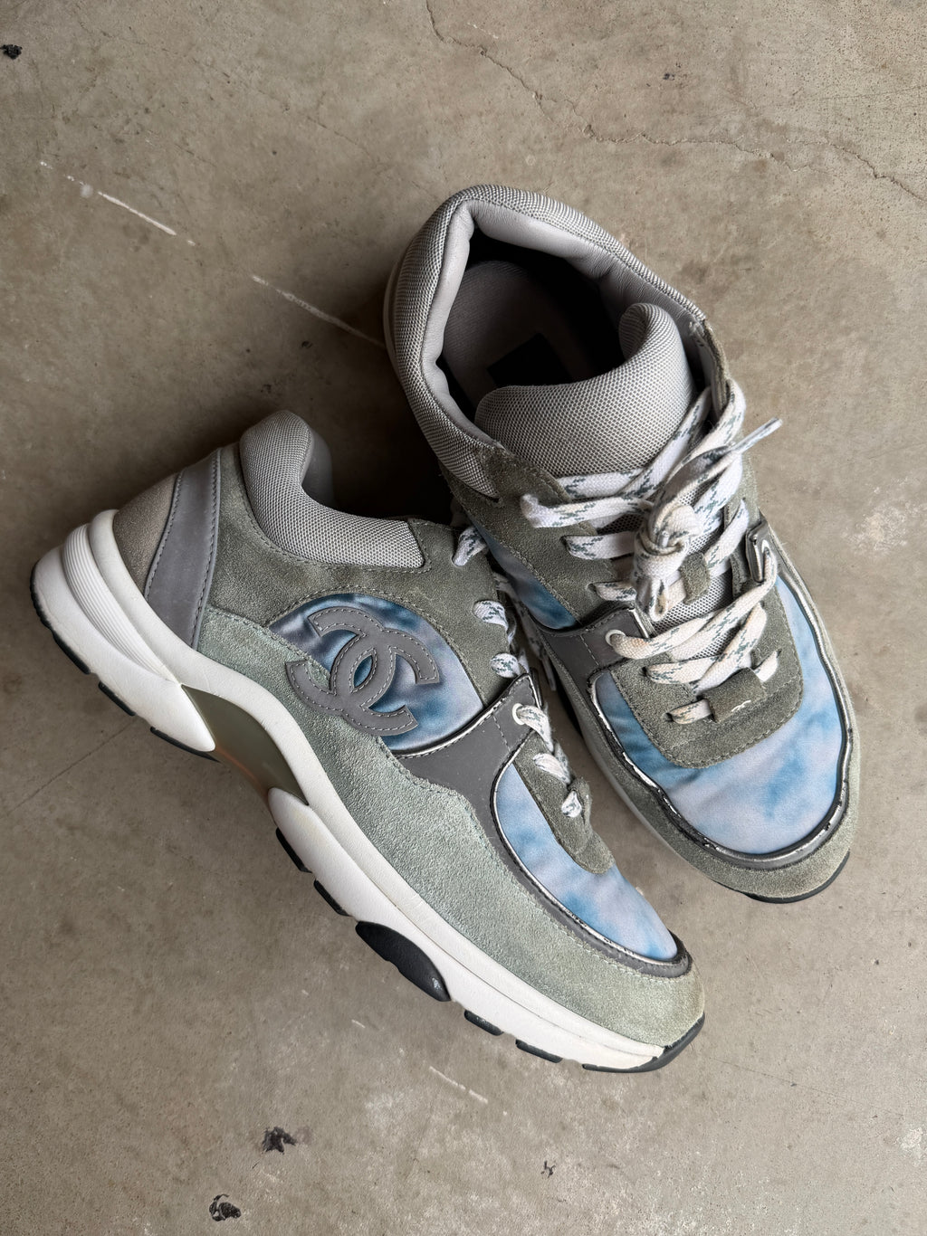 Chanel CC Blue Cloud Runner Sneakers 42/9