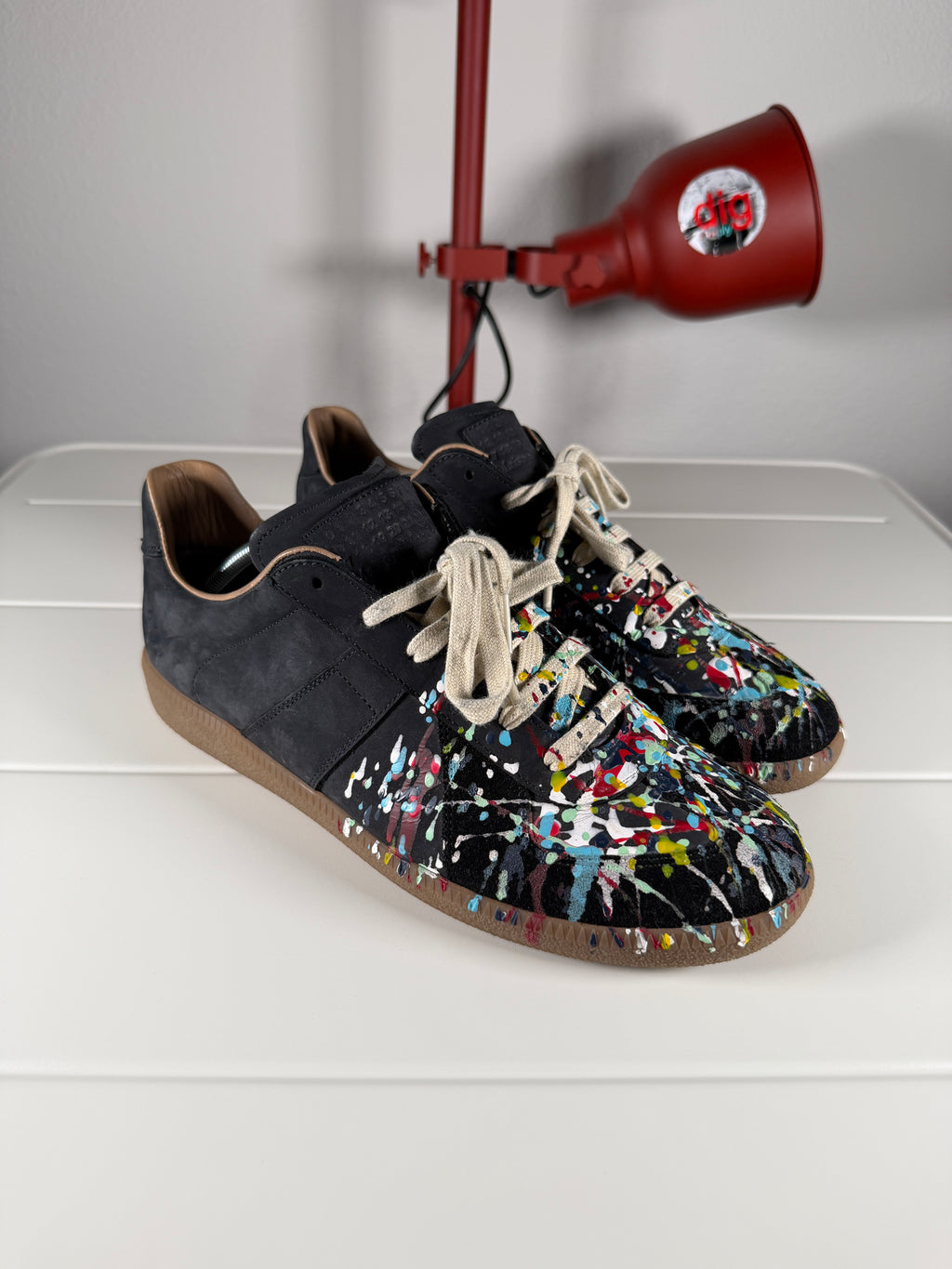 Maison Margiela Black Paint Splatter Gats 43/10