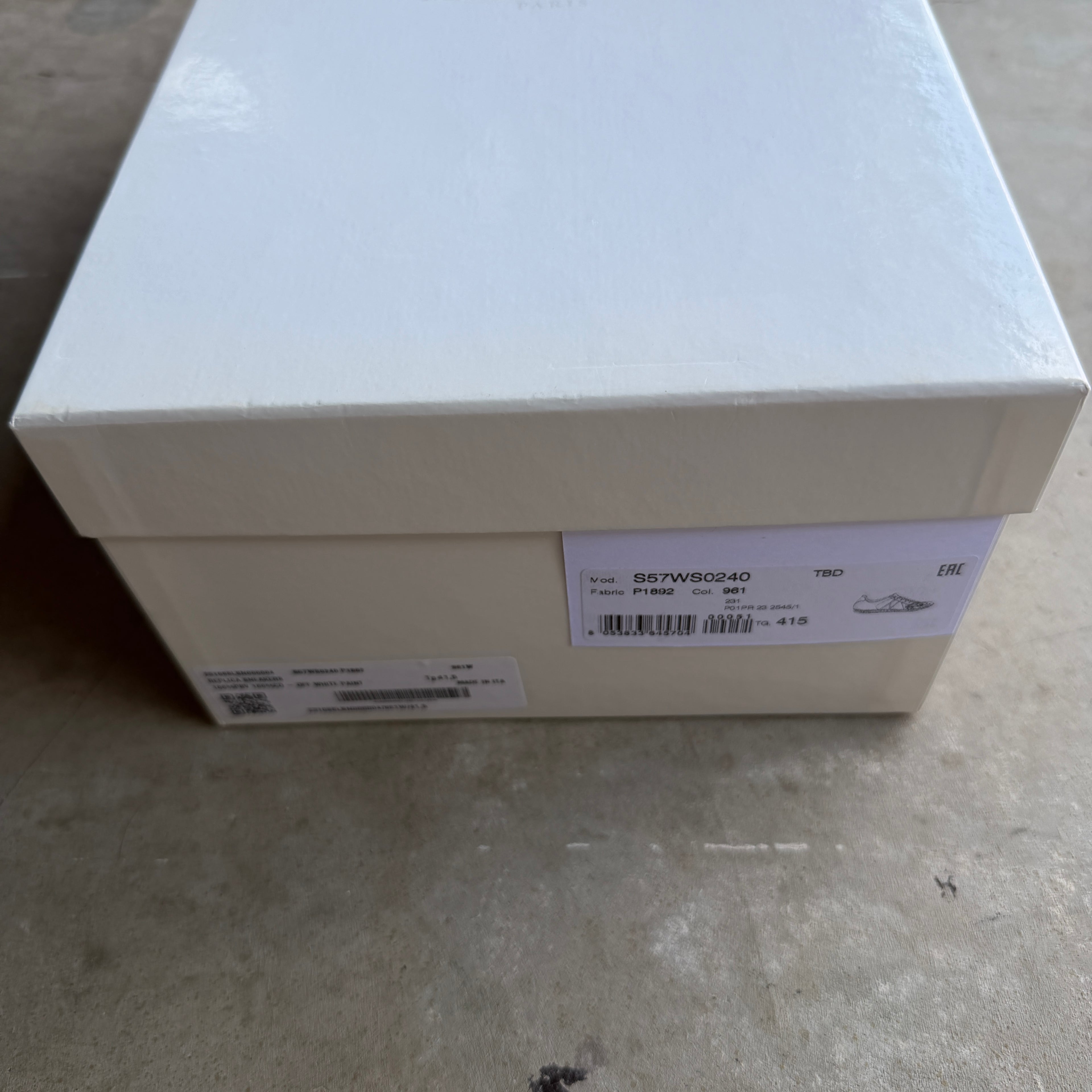 Maison Margiela White Paint Splatter Gats 41.5/8.5