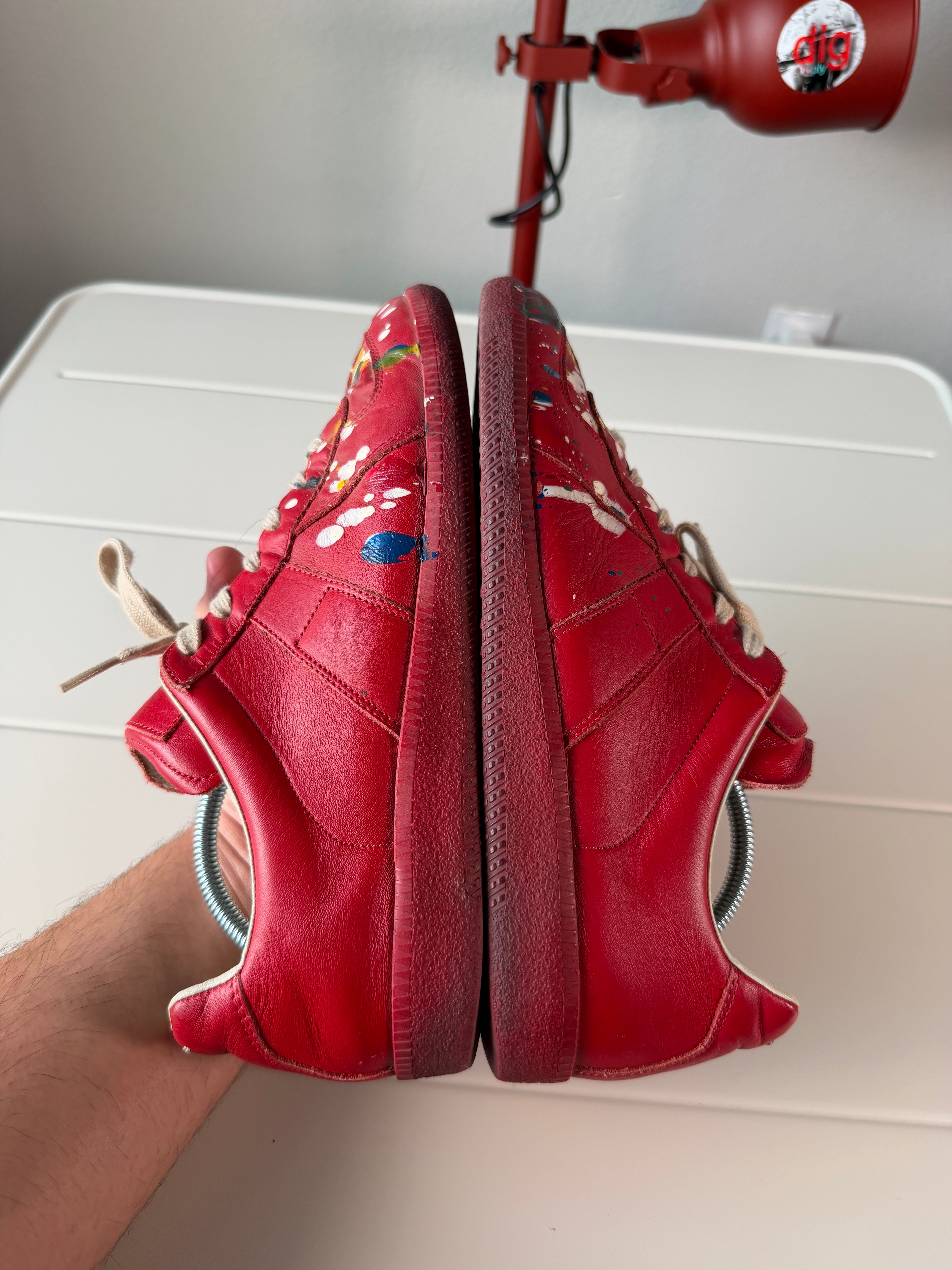 Maison Margiela Red Paint Splatter Gats 40/7