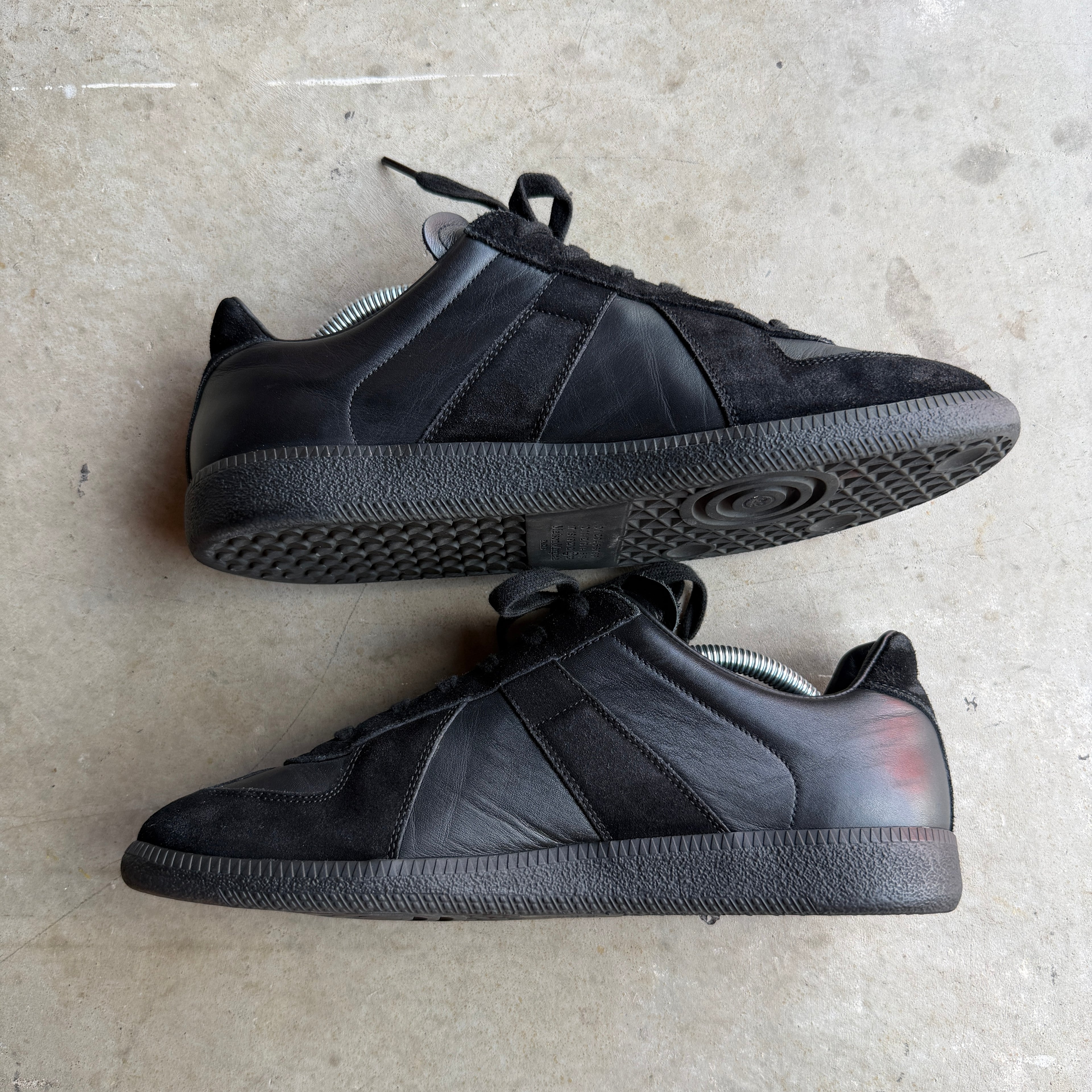 Maison Margiela Triple Black Gats 43/10