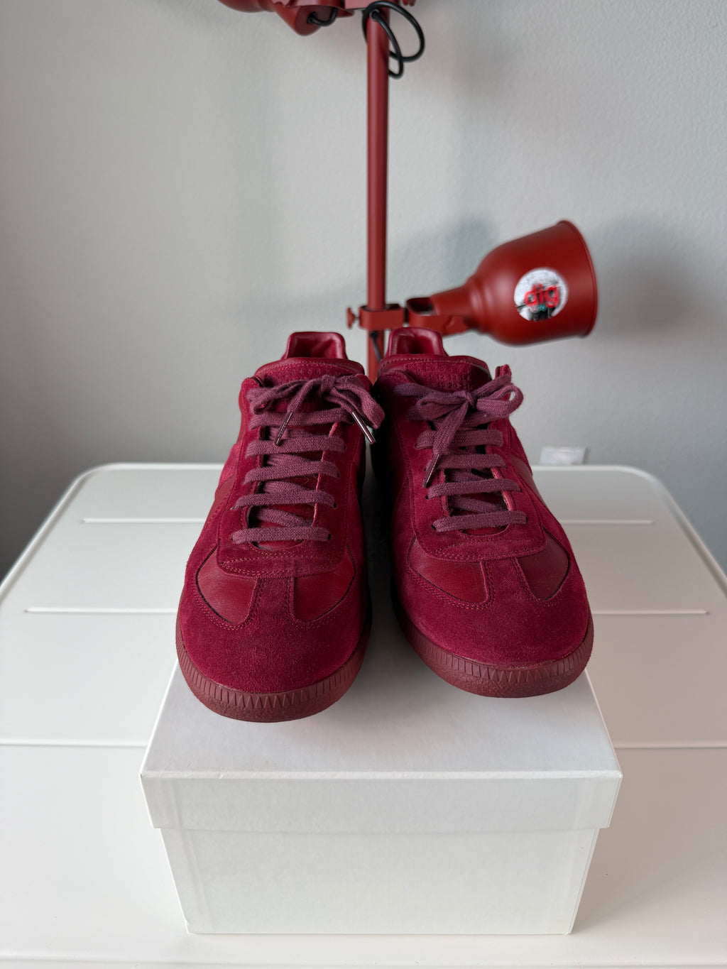 Maison Margiela Wine Red Gats 43/10