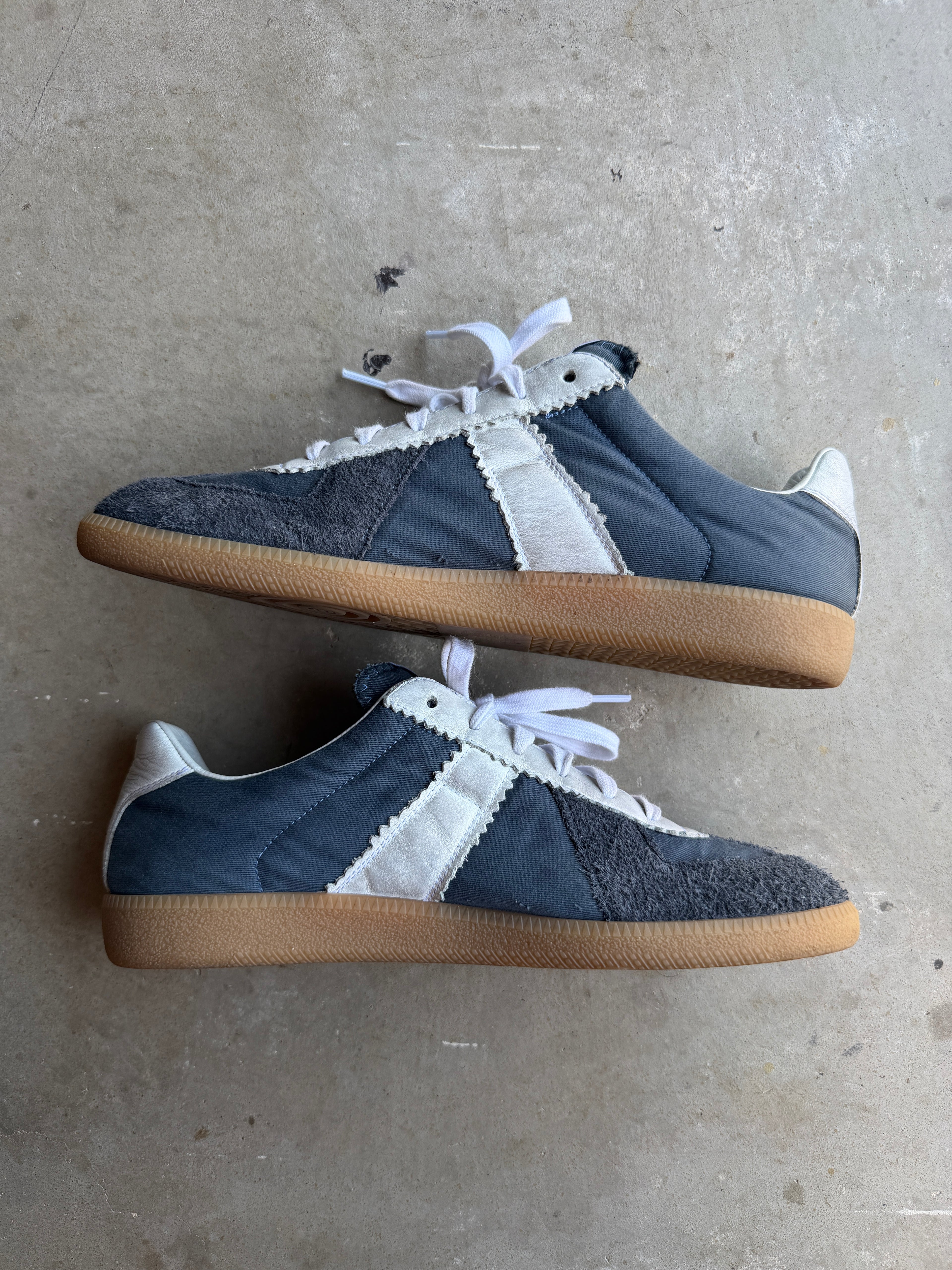 Maison Margiela Navy Canvas Gats 44/11