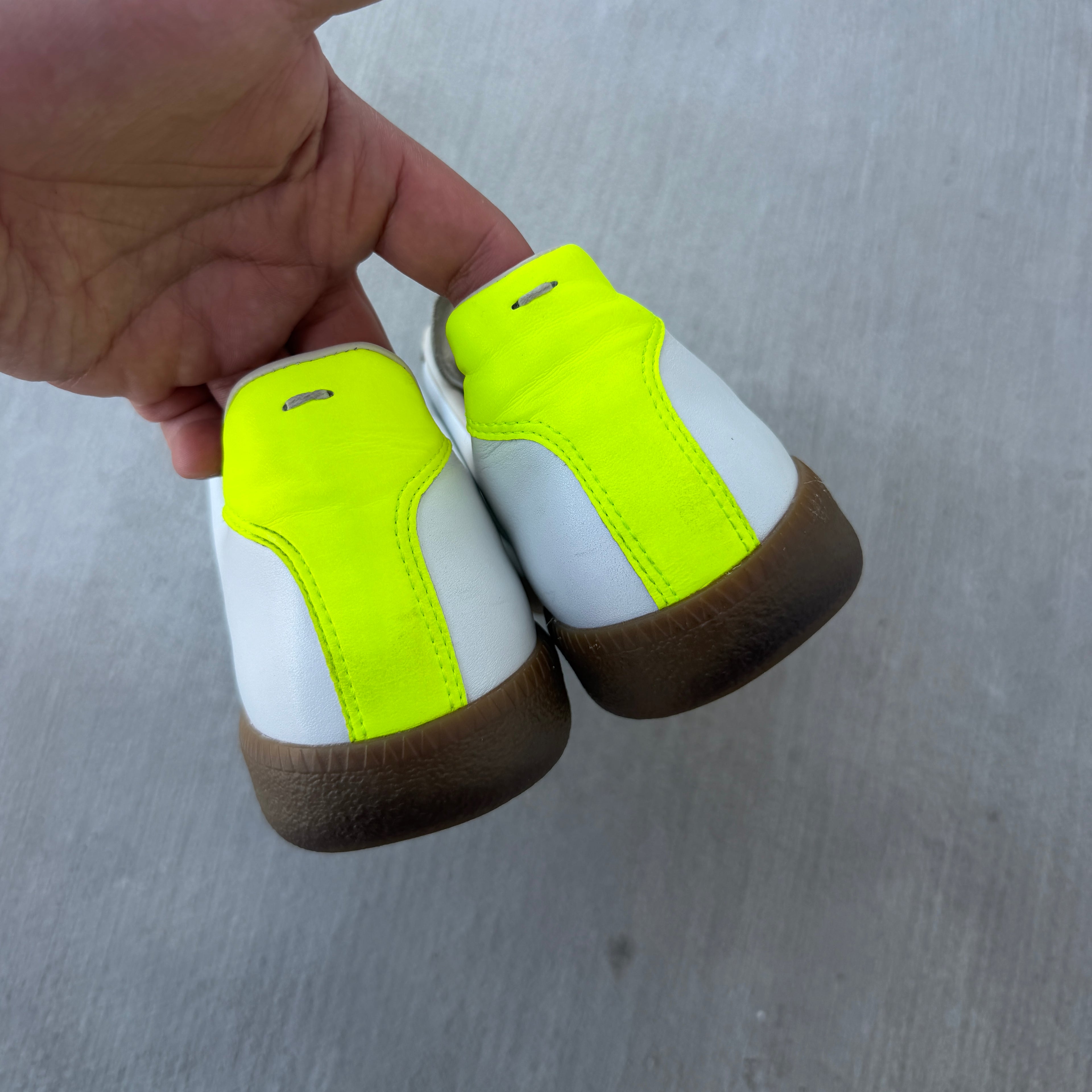 Maison Margiela Neon Back Panel Gats 42/9
