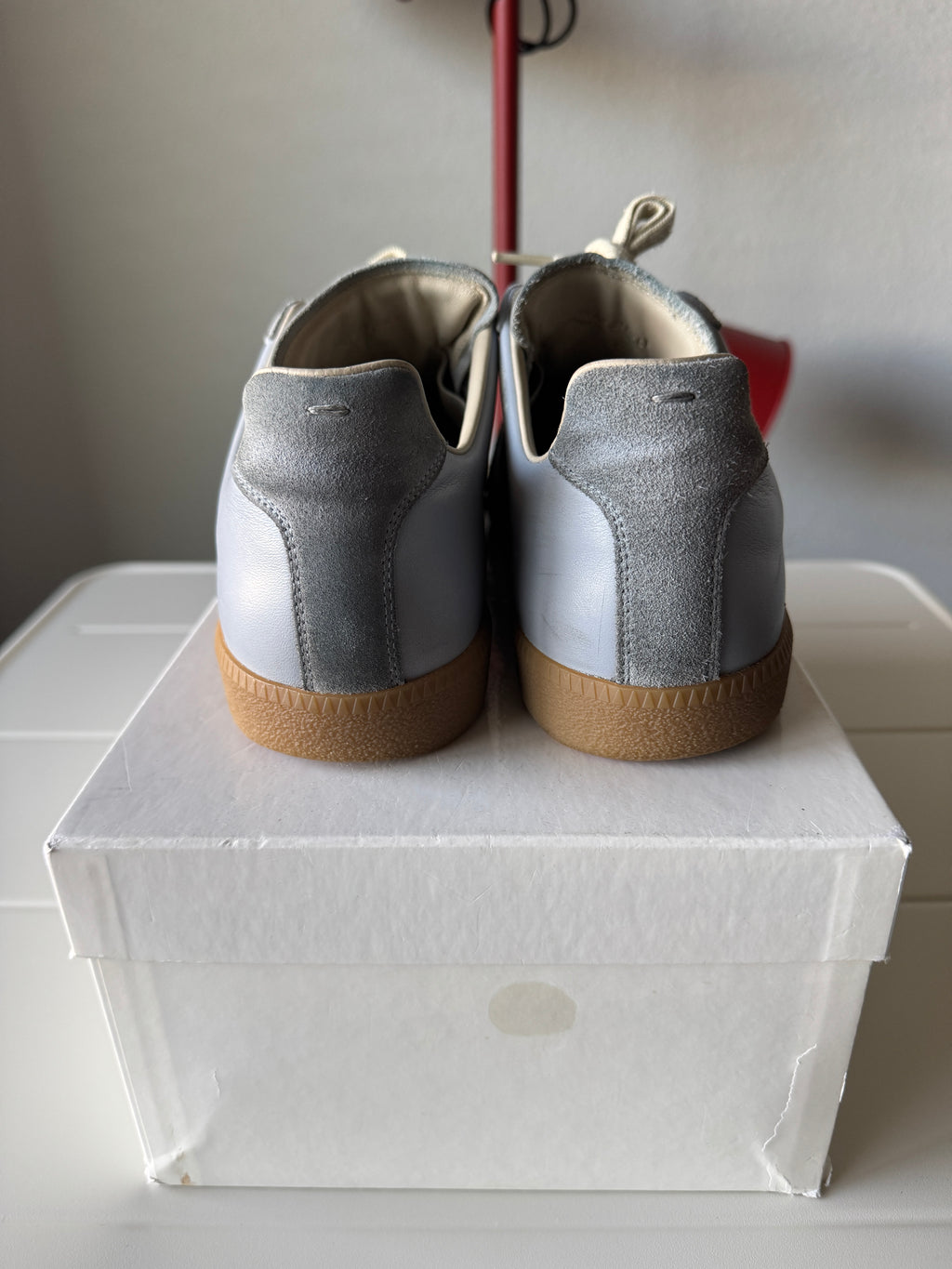 Maison Margiela Light Blue Gats 44/11