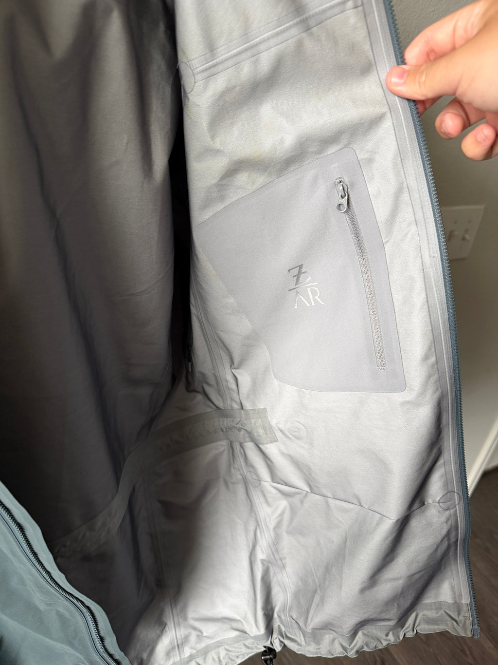 Arc'teryx Zeta Ar Gore-Tex Rain Jacket Emerald M