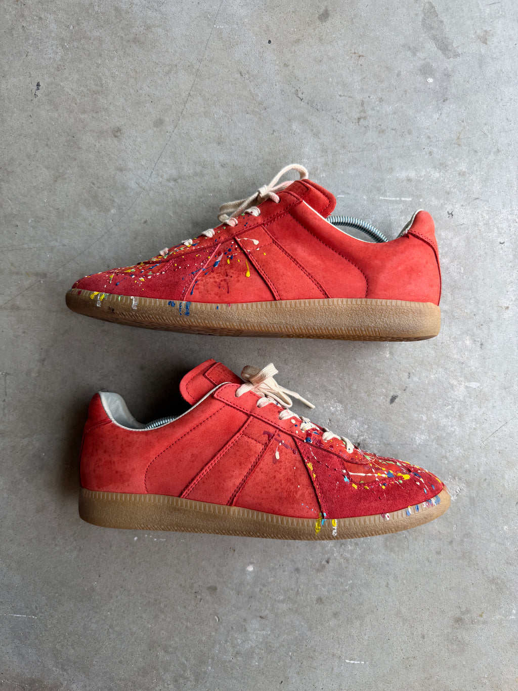 Maison Margiela Red Paint Splatter Gats 42/9