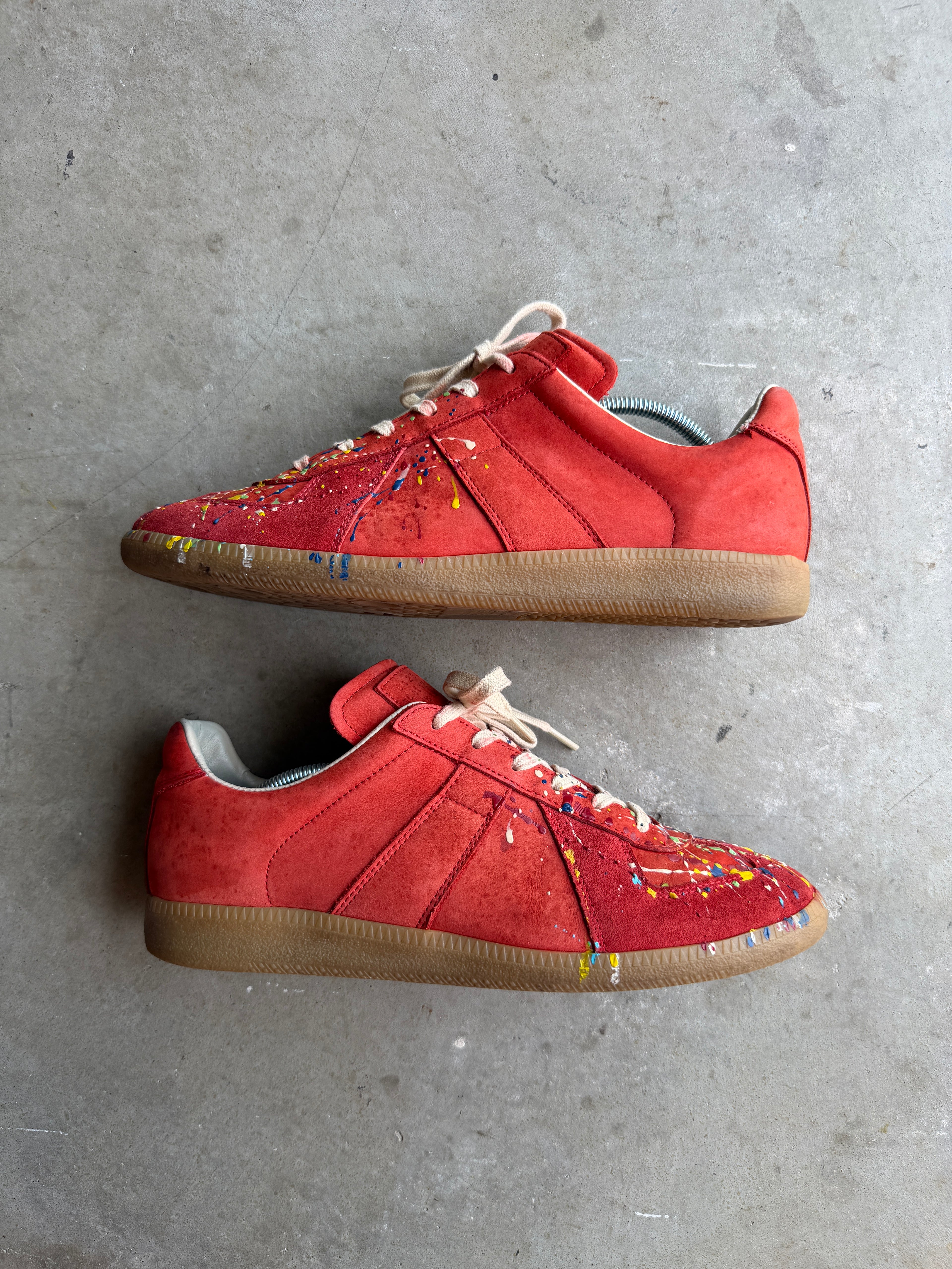 Maison Margiela Red Paint Splatter Gats 42/9