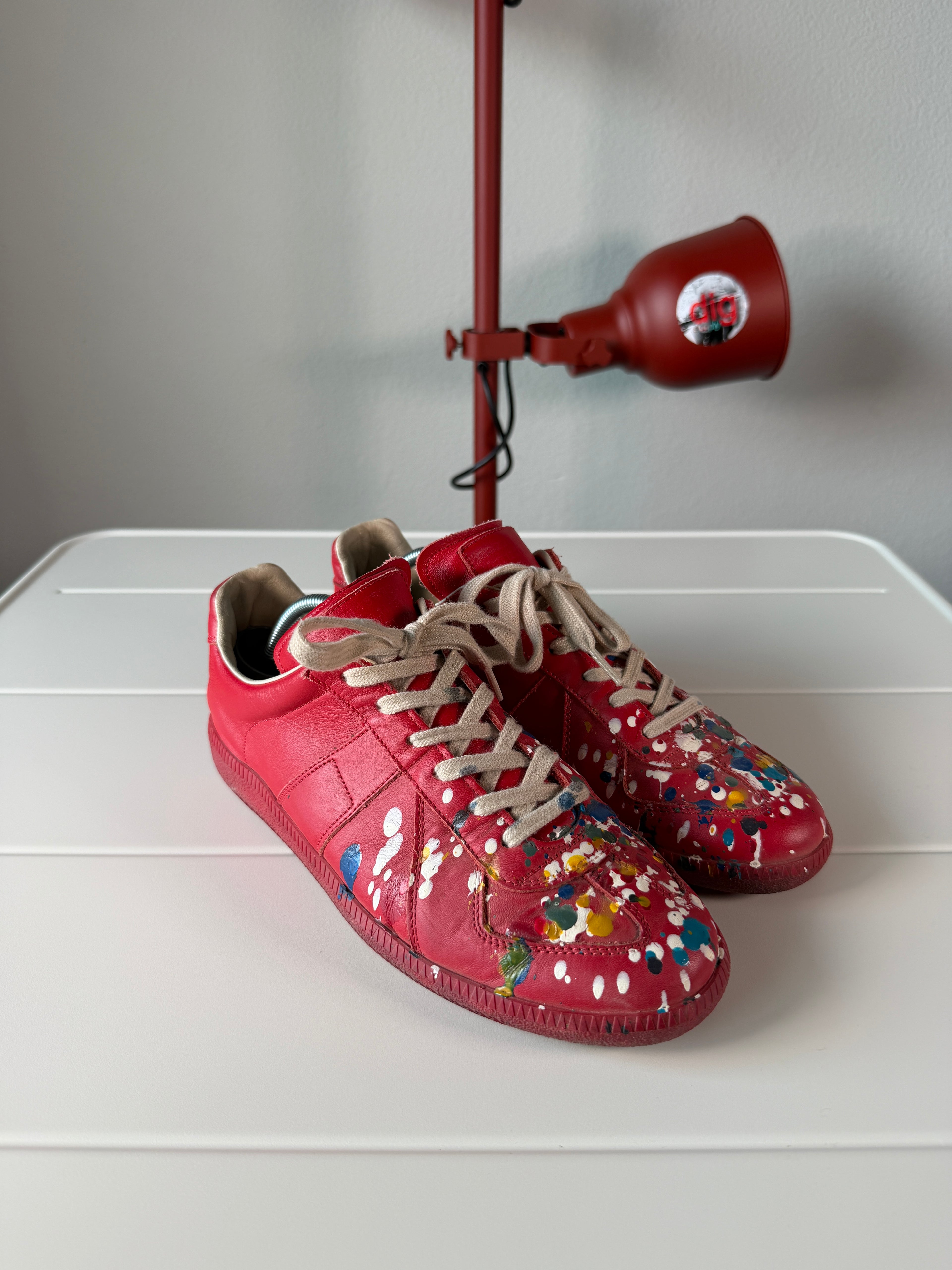 Maison Margiela Red Paint Splatter Gats 40/7